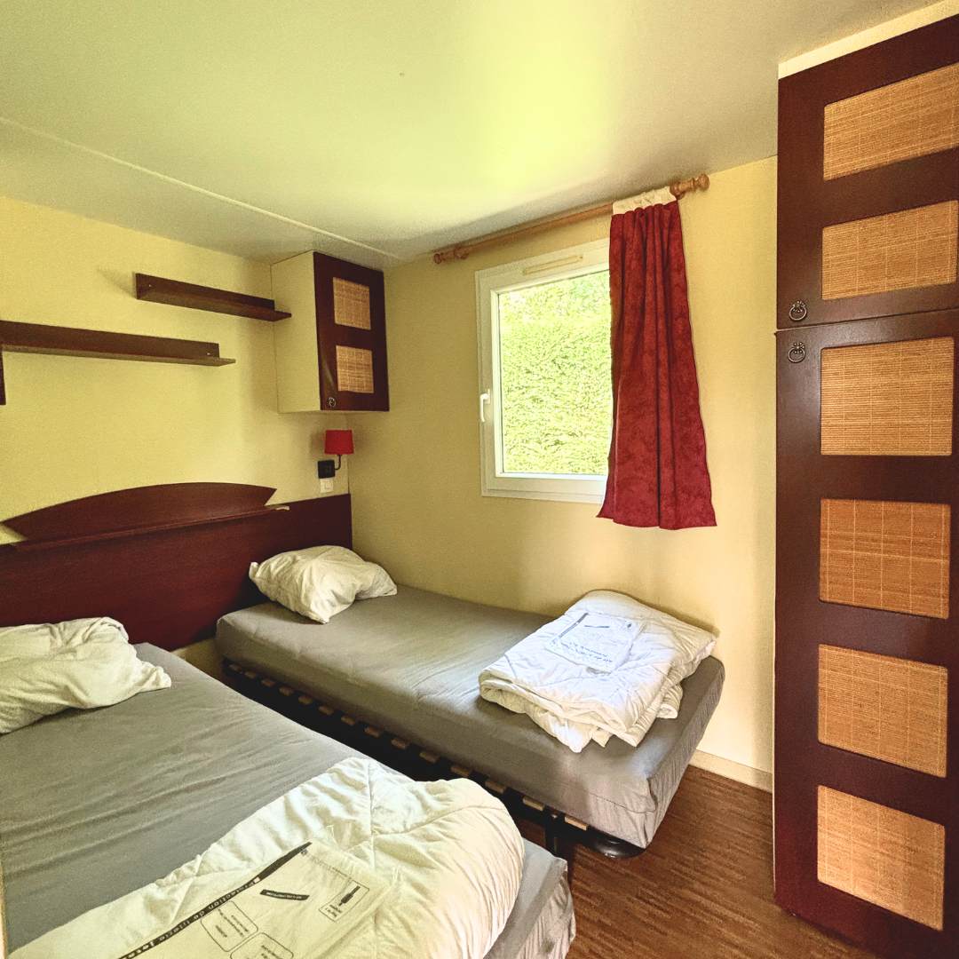 chambre lits simples mobil-home 3 chambres
